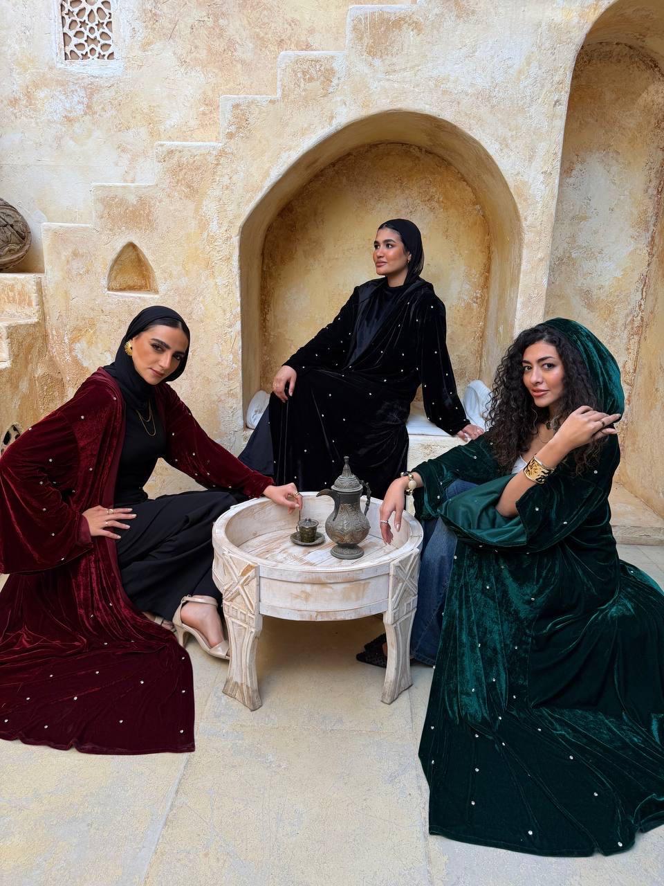 Velvet Luna Dot Kaftan