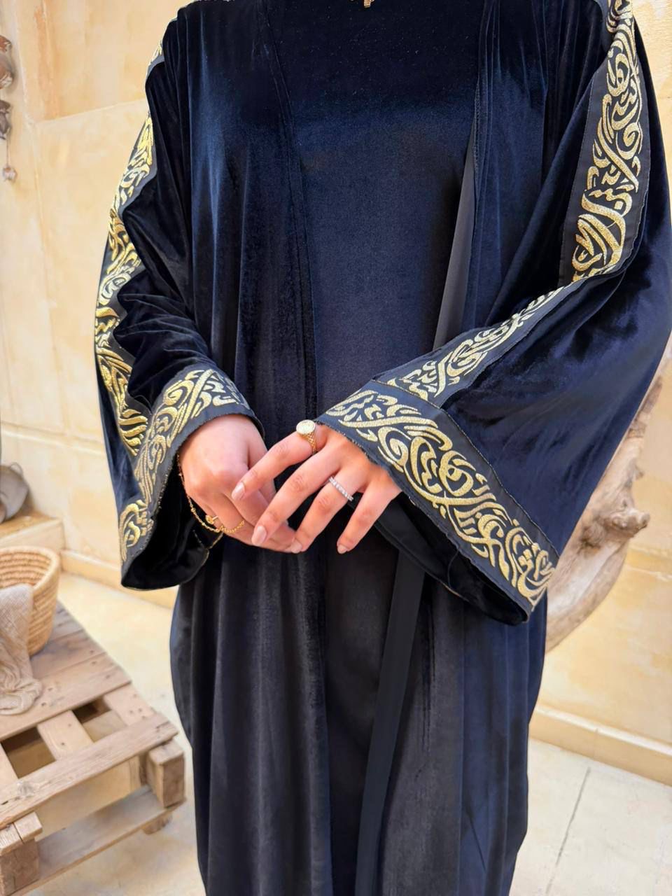 Velvet Harf Line Kaftan