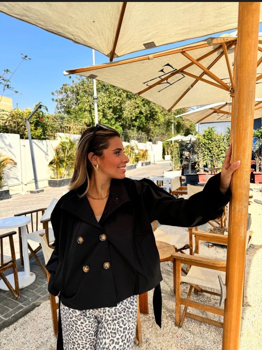 Skyline High Collar Short